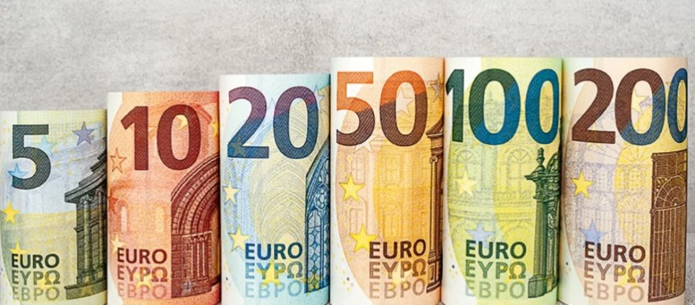 ΟΠΕΚΑ: Αύριο η καταβολή της α' δόσης του επιδόματος παιδιού για το 2021